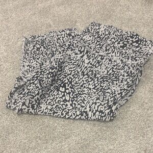 Athleta Black and White Patterned Leggings